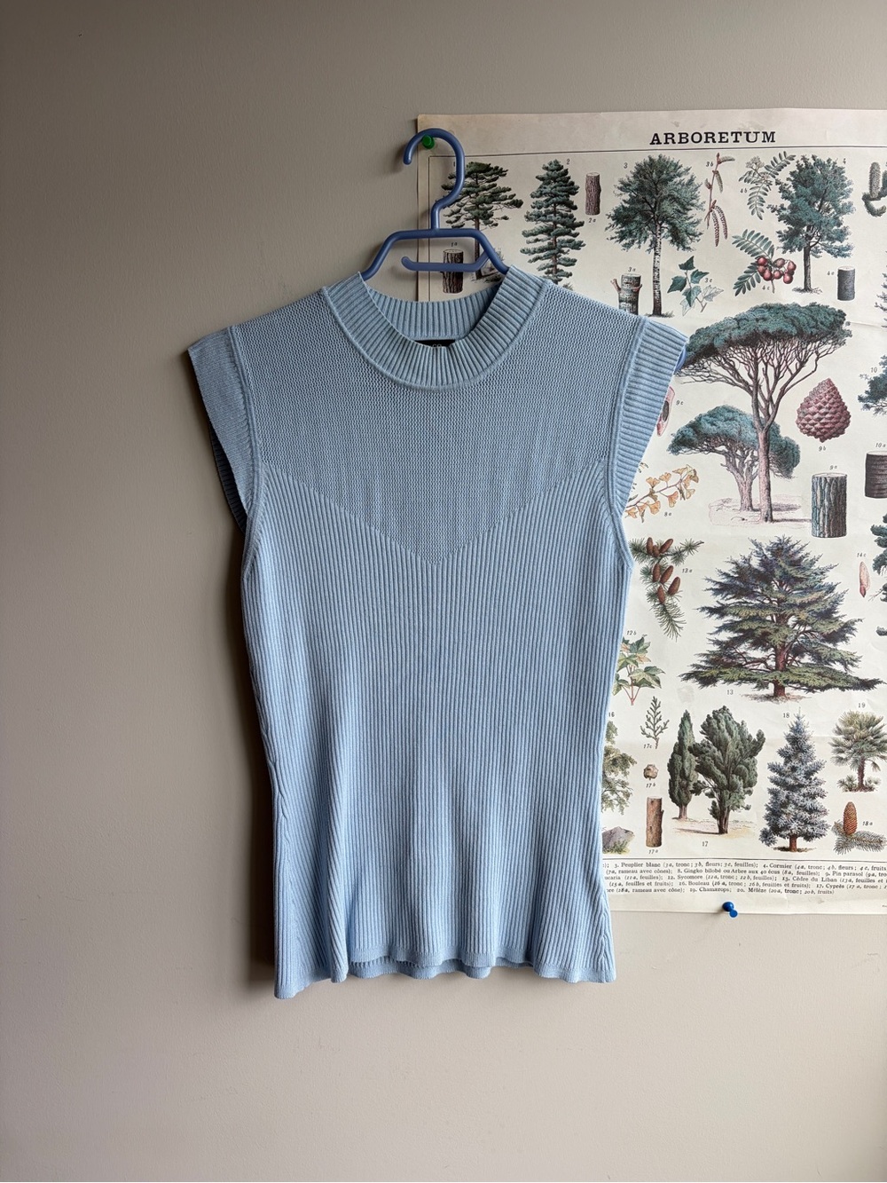 RW&CO Sleeveless Ribbed Knit Top Light blue